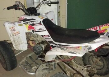 Secuestran un cuatriciclo por pasar un semáforo en rojo