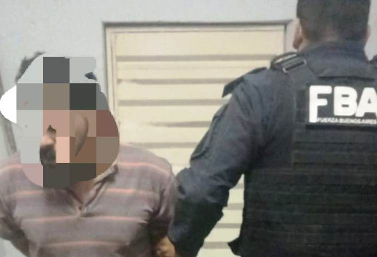 Detienen a un hombre acusado de agredir a su hija