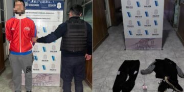 Lo golpearon y le robaron en la calle: detuvieron a dos jóvenes