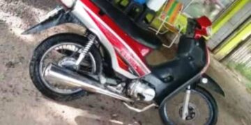 Vecinos piden colaboración para encontrar otra moto robada