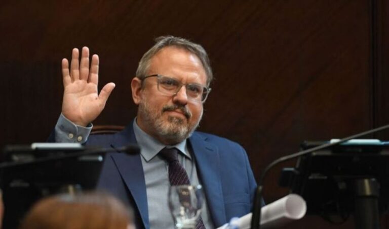Reclaman porque el Senado bonaerense no sesiona por la interna peronista