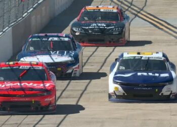 El motor interrumpió una buena carrera de Leguizamón en San Diego