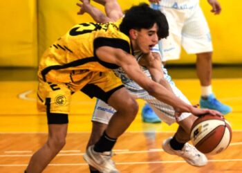 Básquet: Comu le ganó a Argentino y puso al Apertura más caliente que nunca