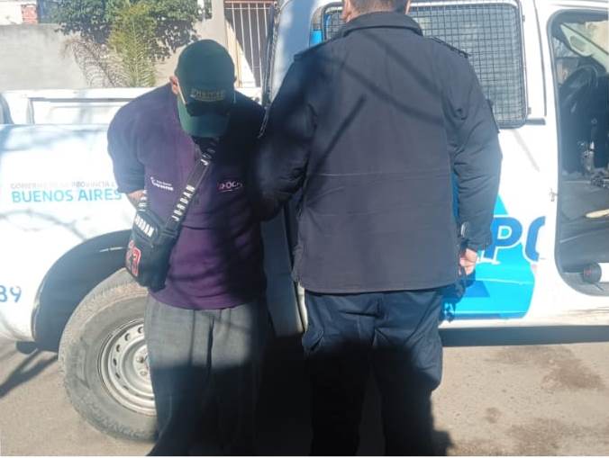 Lo detuvieron por agresión y amenazas en casa de un familiar