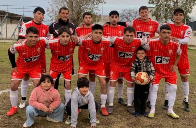 Fútbol local: Huracán y Palermo son semifinalistas
