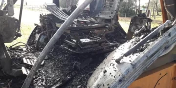 Una empresa denunció que le prendieron fuego dos máquinas viales
