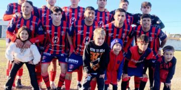 Fútbol local: Villa y Obras, ajustados finalistas