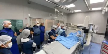 En medio de la crisis del sistema sanitario, la Provincia impulsa una reforma integral de la salud