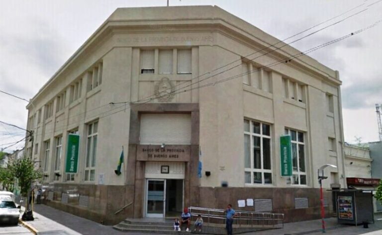La Justicia obligó al Banco Provincia a devolver u$s 9.200 y le impuso una millonaria multa