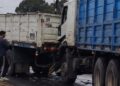 Choque por alcance entre dos camiones en ruta 8