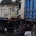 Choque por alcance entre dos camiones en ruta 8