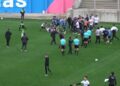 La final del fútbol de San Nicolás terminó a las piñas