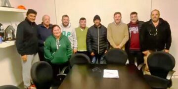 Entrega de subsidios a clubes de Arrecifes