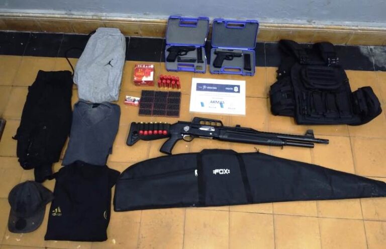 Se mostró armado y disparando en redes sociales y lo allanaron