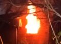 Una joven madre y su hija perdieron todo en un incendio