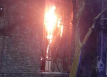 Investigan incendio intencional de una vivienda