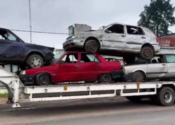 Retiraron más de 150 vehículos secuestrados para compactar