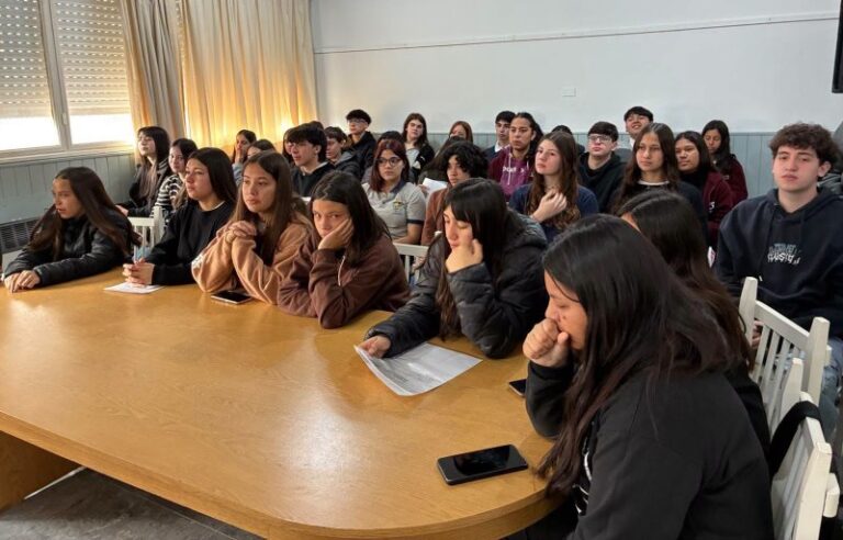 Se realizó en Arrecifes la Jornada Distrital del Parlamento Juvenil Bonaerense