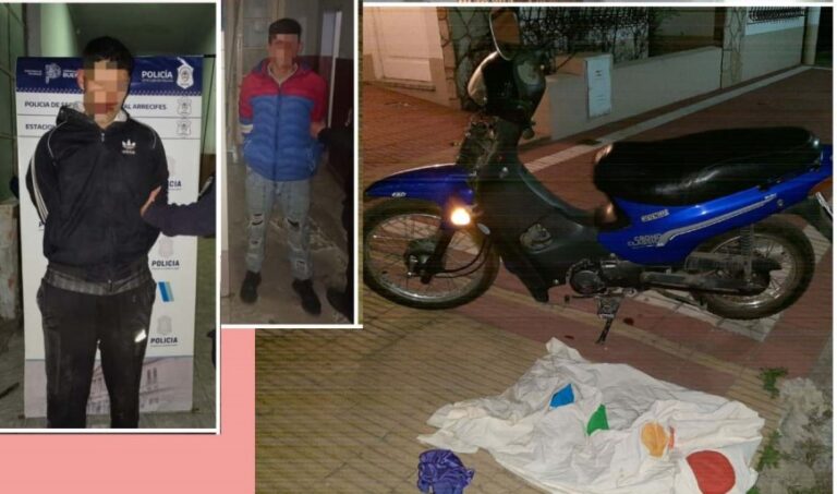 Dos jóvenes robaron una moto, vecinos agarraron a uno y la policía encontró al otro