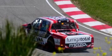 Toques, podio y exclusión para Alberti en TC Pista PickUp en Balcarce
