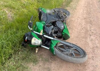Robó una moto, la policía lo persiguió y la dejó tirada