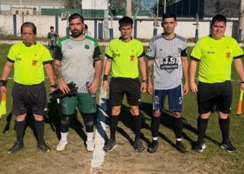 Fútbol local: Brown goleó y es único puntero