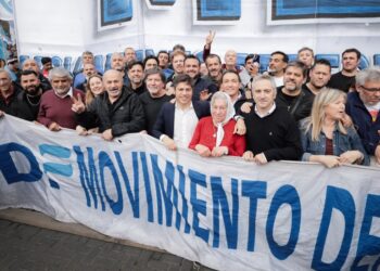 “¡Sos un idiota!”: Kicillof a Milei en la Marcha Federal Universitaria