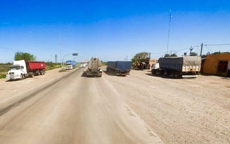 Transportistas reclaman por cobro de peaje y nuevos impuestos en Ramallo